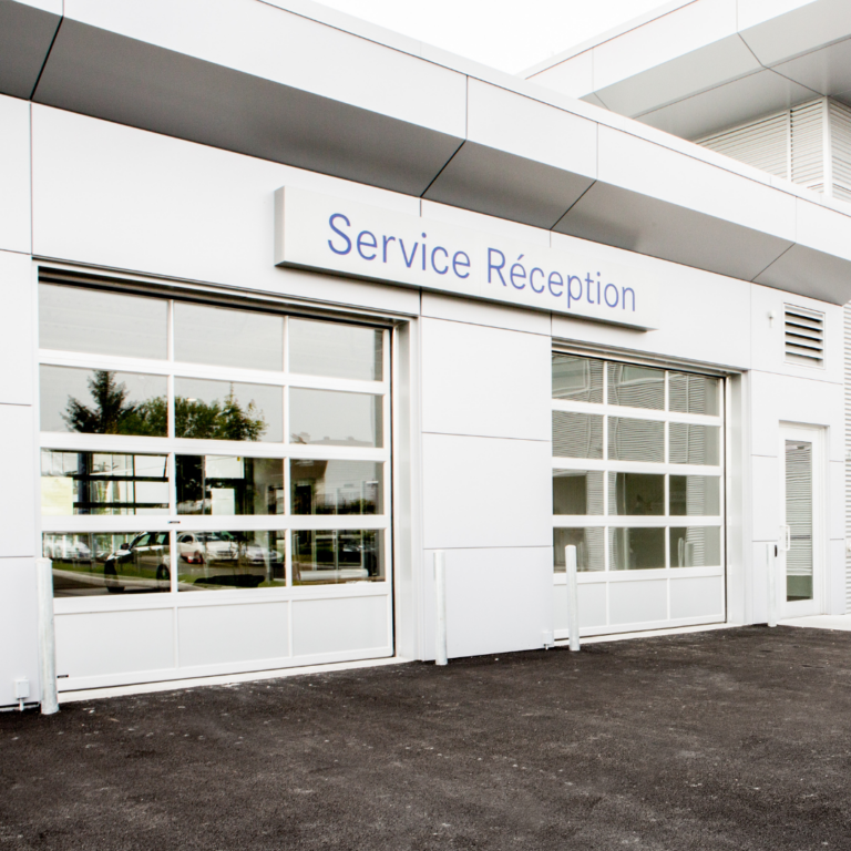 Dealer door